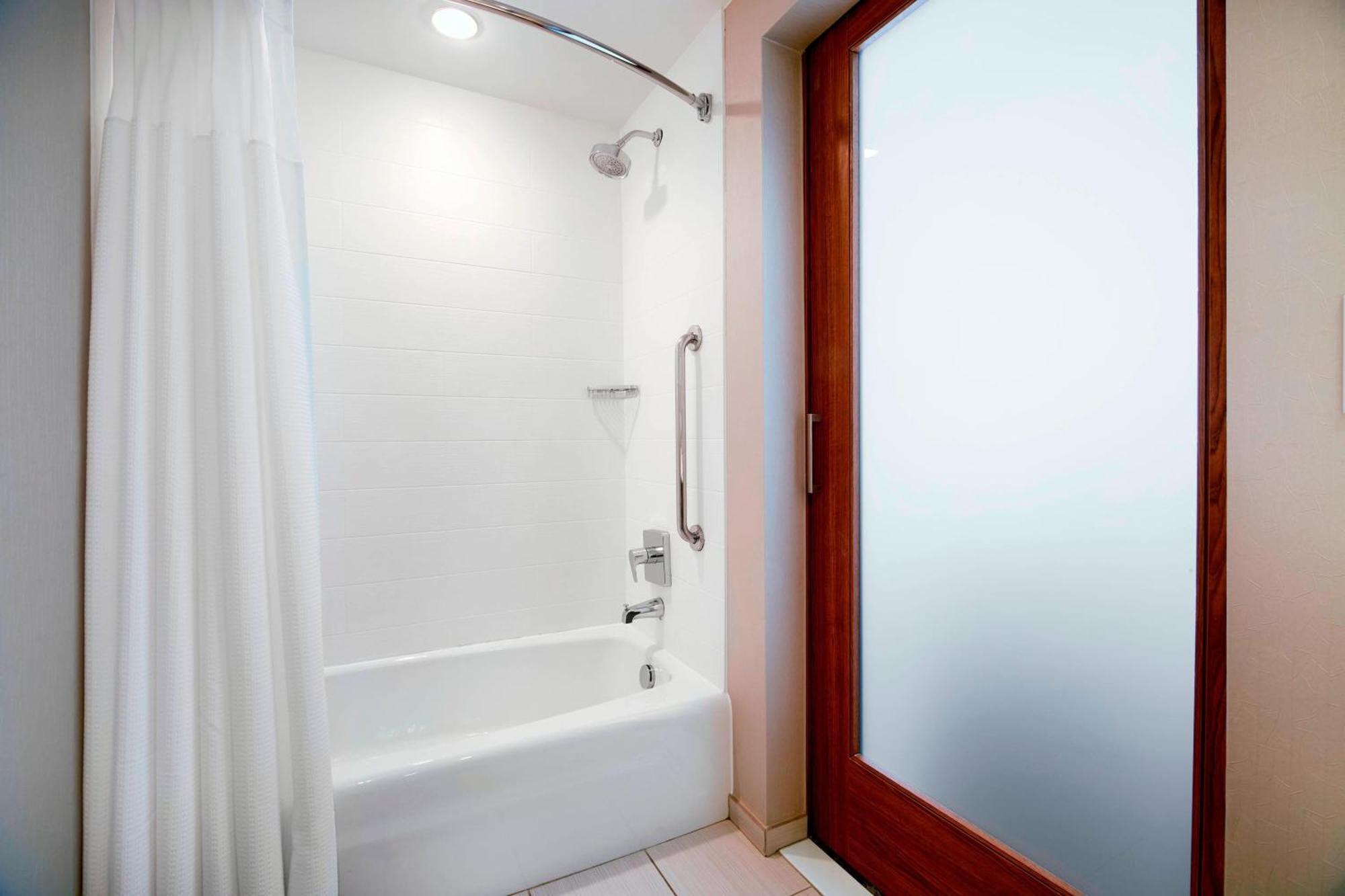 Springhill Suites By Marriott Columbus Osu Exterior photo