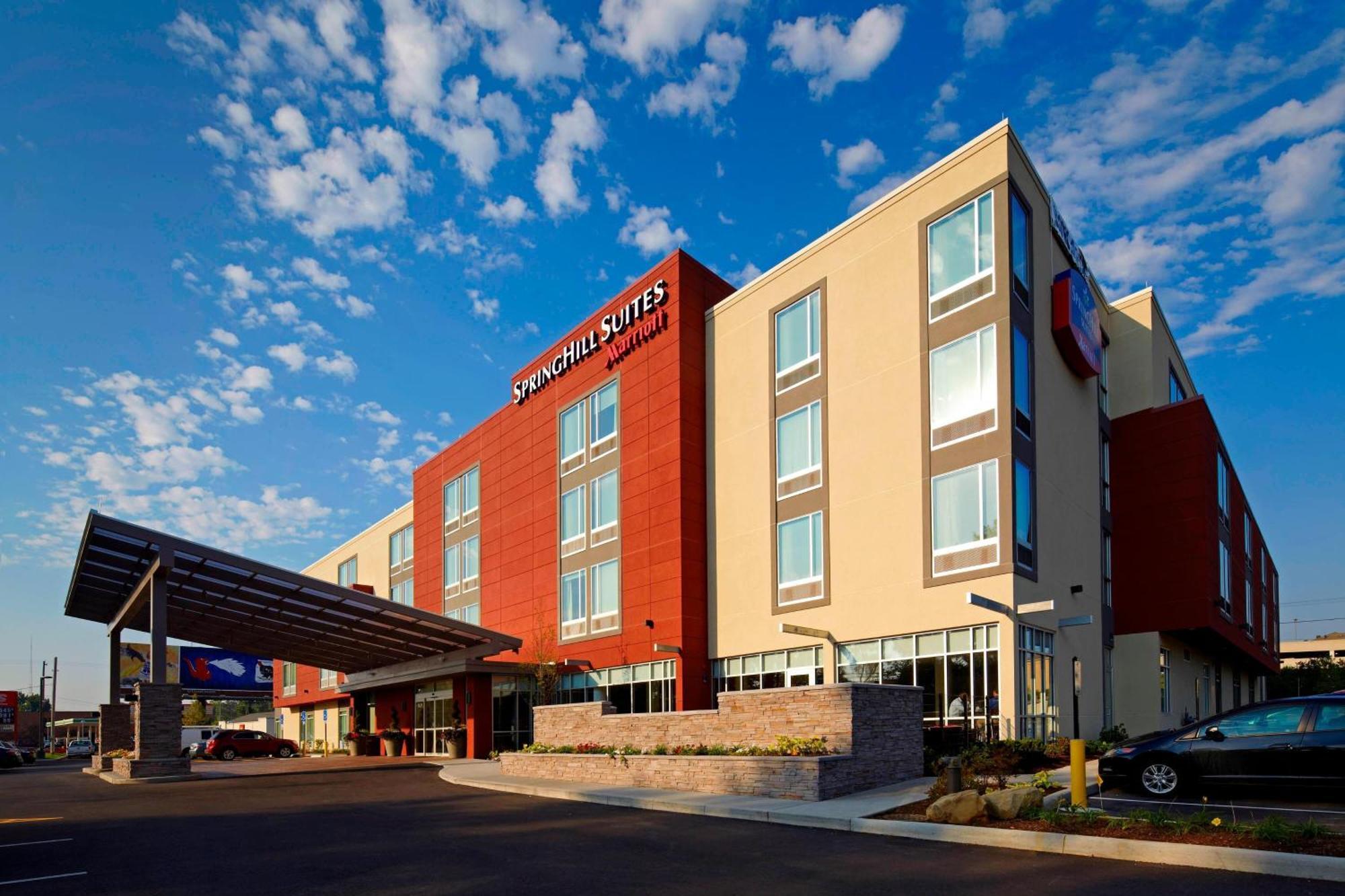 Springhill Suites By Marriott Columbus Osu Exterior photo